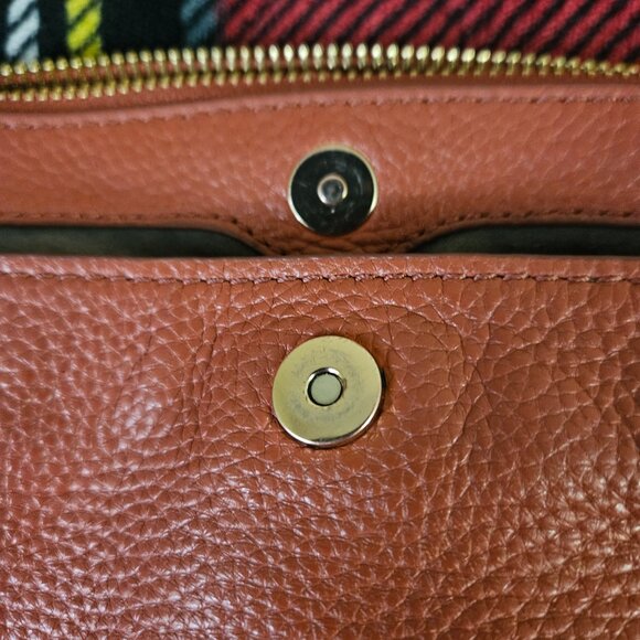 NORDSTROM Vince Camuto Crossbody Purse - Picture 6 of 6